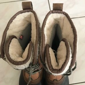 The North face snow boots